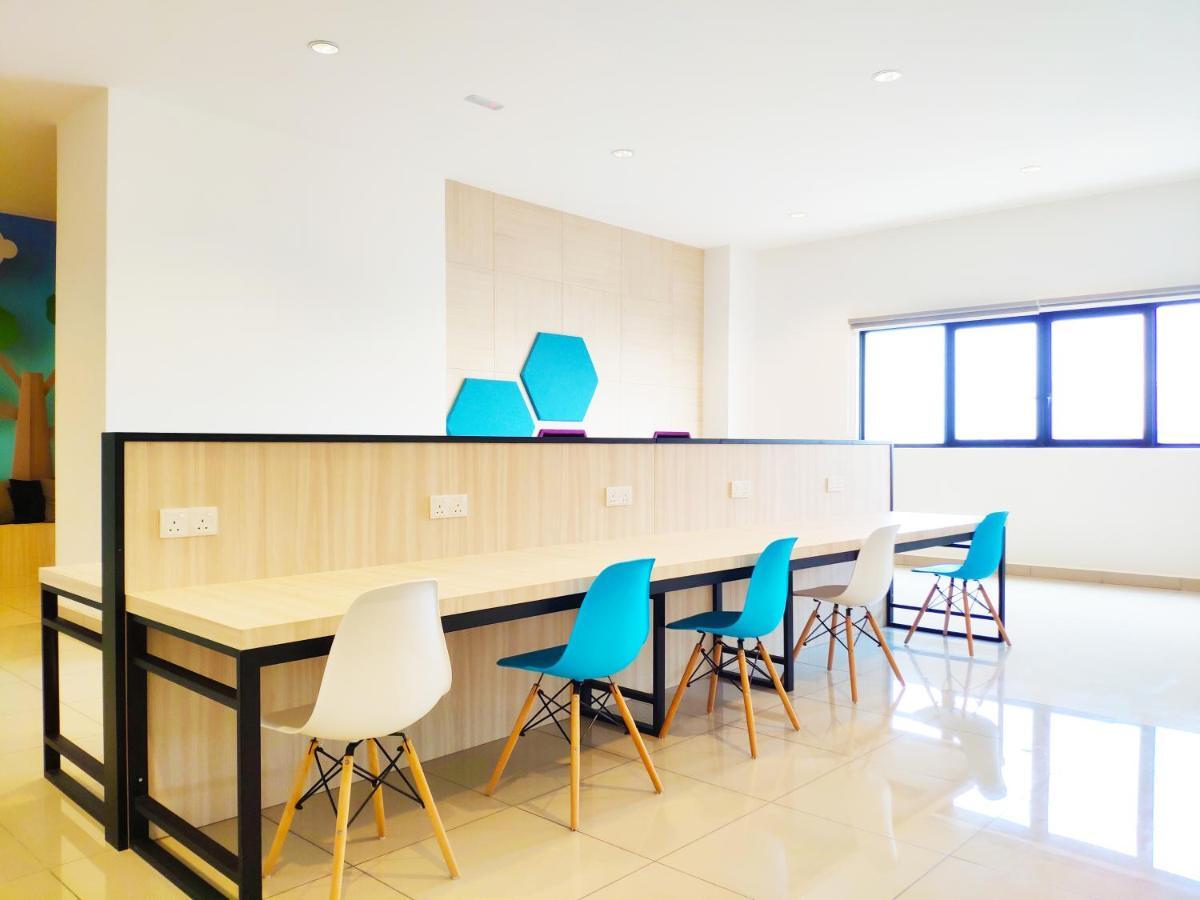 Netflix# Conezion Ioi Resort City By Salaam Suites Путраджая Екстериор снимка