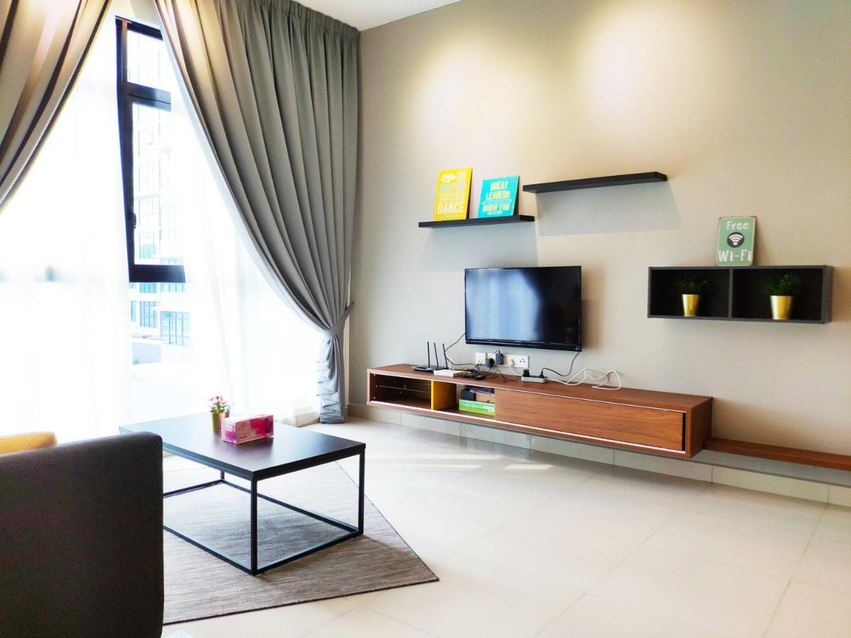 Netflix# Conezion Ioi Resort City By Salaam Suites Путраджая Екстериор снимка