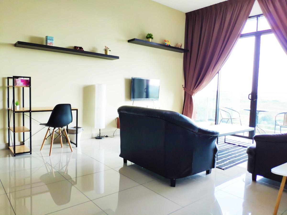 Netflix# Conezion Ioi Resort City By Salaam Suites Путраджая Екстериор снимка