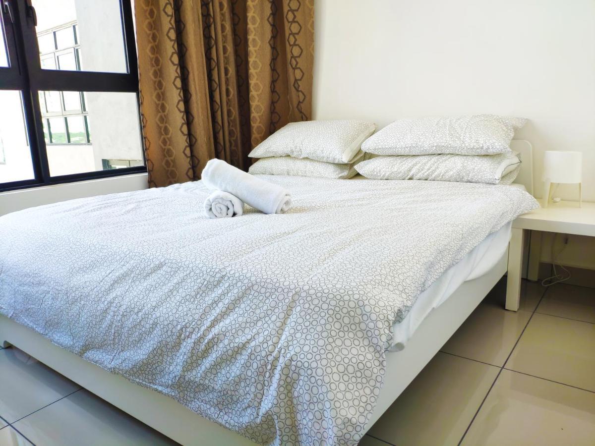 Netflix# Conezion Ioi Resort City By Salaam Suites Путраджая Екстериор снимка