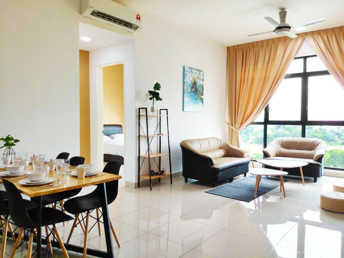 Netflix# Conezion Ioi Resort City By Salaam Suites Путраджая Екстериор снимка