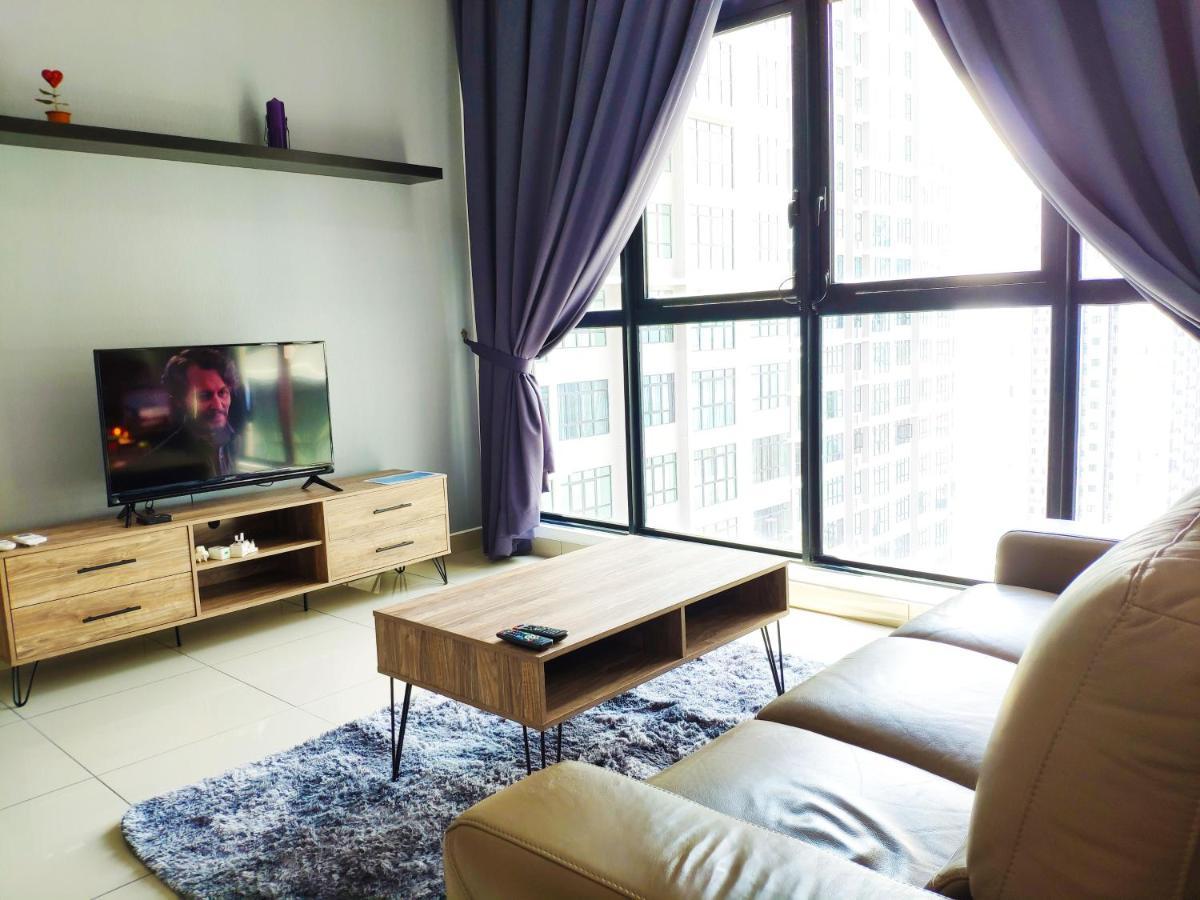Netflix# Conezion Ioi Resort City By Salaam Suites Путраджая Екстериор снимка