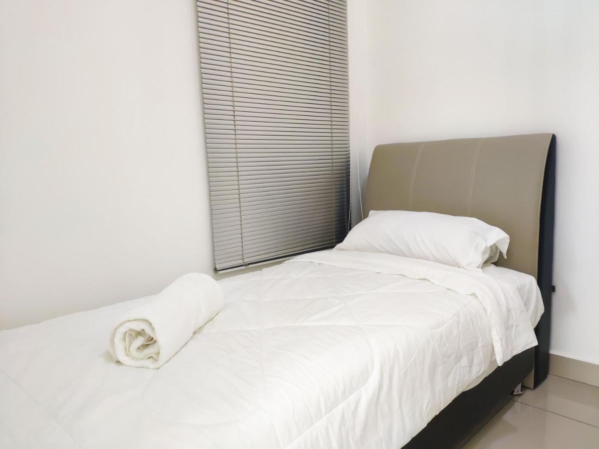 Netflix# Conezion Ioi Resort City By Salaam Suites Путраджая Екстериор снимка